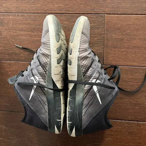 TWO pairs of Nike Running shoes - size 7 - Picture 2 of 7